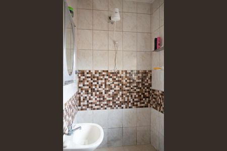 Casa para alugar com 200m², 3 quartos e 1 vaga Casa para alugar com 200m², 3 quartos e 1 vagaBANHEIRO