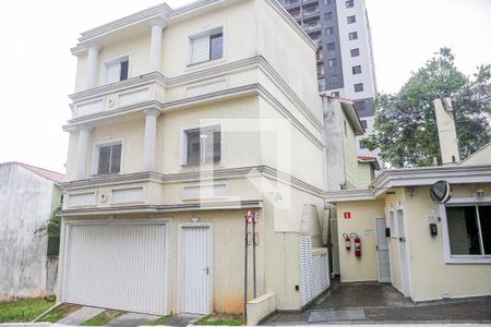 Casa de condomínio à venda com 137m², 3 quartos e 2 vagas Casa de condomínio à venda com 137m², 3 quartos e 2 vagasFachada do imóvel