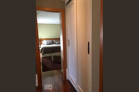 Apartamento à venda com 165m², 3 quartos e 4 vagassuite