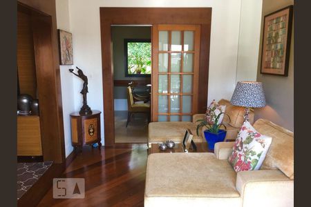 Apartamento à venda com 165m², 3 quartos e 4 vagassala