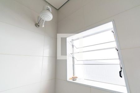 Banheiro de casa para alugar com 1 quarto, 40m² em Vila Campestre, São Paulo