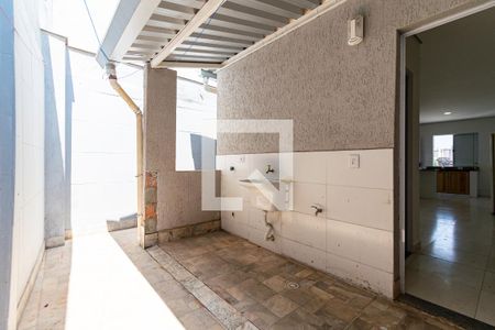 Casa para alugar com 40m², 1 quarto e sem vagaÁrea de Serviço