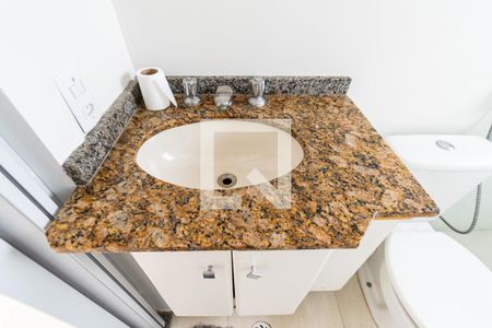 Banheiro de casa para alugar com 1 quarto, 40m² em Vila Campestre, São Paulo