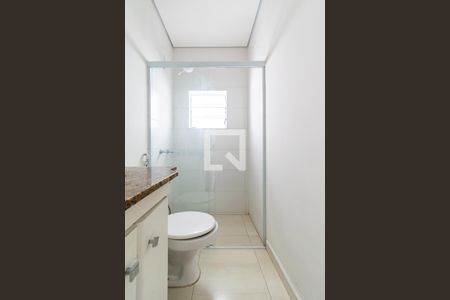 Banheiro de casa para alugar com 1 quarto, 40m² em Vila Campestre, São Paulo