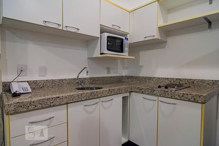Cozinha  de apartamento à venda com 1 quarto, 56m² em Gragoatá, Niterói