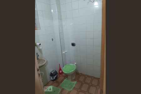 Banheiro 2 de casa para alugar com 3 quartos, 263m² em Vila Eldízia, Santo André