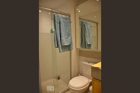 Banheiro de kitnet/studio à venda com 1 quarto, 37m² em Campo Belo, São Paulo