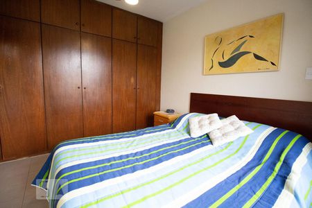 Casa à venda com 169m², 3 quartos e 2 vagasQuarto