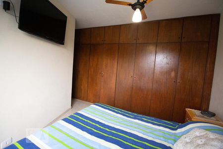 Casa à venda com 169m², 3 quartos e 2 vagasQuarto