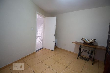 Casa à venda com 169m², 3 quartos e 2 vagasQuarto