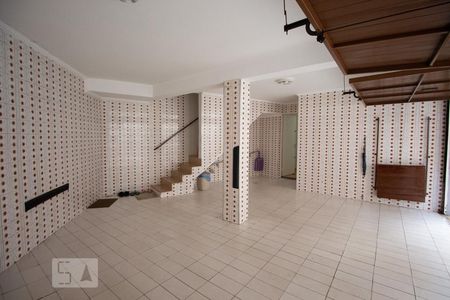 Casa à venda com 169m², 3 quartos e 2 vagasGaragem