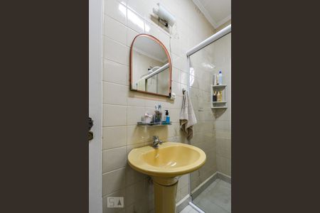 Casa à venda com 185m², 3 quartos e sem vagaBanheiro Social