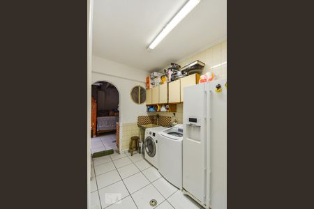 Casa à venda com 185m², 3 quartos e sem vagaÁrea de Serviço