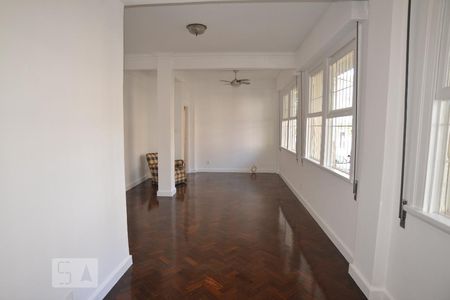 Sala de apartamento à venda com 2 quartos, 110m² em Urca, Rio de Janeiro