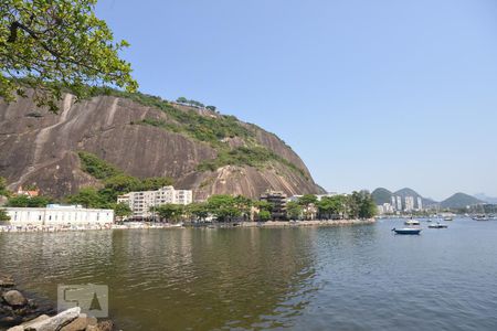 Apartamento à venda com 110m², 2 quartos e sem vagaVista