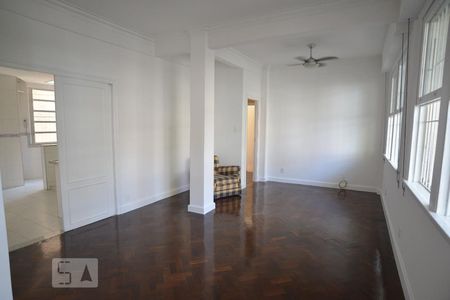 Sala de apartamento à venda com 2 quartos, 110m² em Urca, Rio de Janeiro