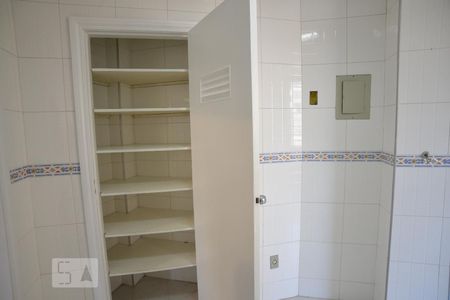 Apartamento à venda com 110m², 2 quartos e sem vagaDespensa