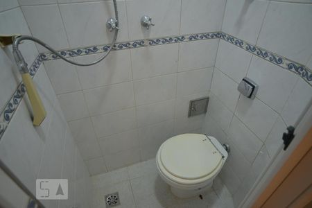 Apartamento à venda com 110m², 2 quartos e sem vagaBanheiro de Serviço 