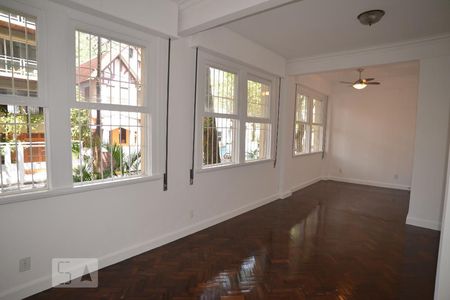 Sala de apartamento à venda com 2 quartos, 110m² em Urca, Rio de Janeiro