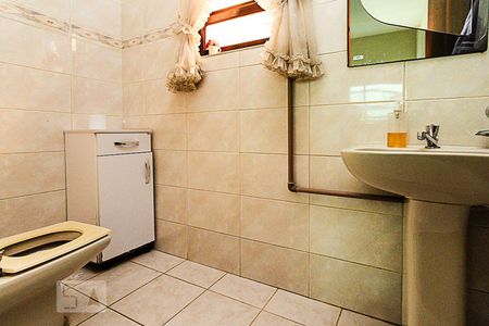 Banheiro de casa à venda com 7 quartos, 500m² em Vila Invernada, São Paulo