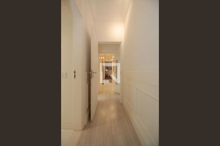 Apartamento para alugar com 140m², 3 quartos e 1 vaga Apartamento para alugar com 140m², 3 quartos e 1 vagaCorredor