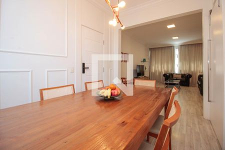 Apartamento para alugar com 140m², 3 quartos e 1 vaga Apartamento para alugar com 140m², 3 quartos e 1 vagaSala de Jantar