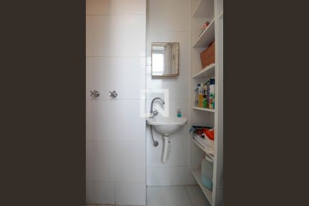 Apartamento para alugar com 140m², 3 quartos e 1 vaga Apartamento para alugar com 140m², 3 quartos e 1 vagaBanheiro