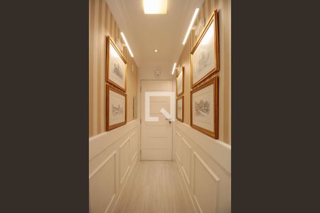 Apartamento para alugar com 140m², 3 quartos e 1 vaga Apartamento para alugar com 140m², 3 quartos e 1 vagaCorredor