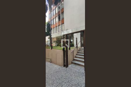 Apartamento para alugar com 140m², 3 quartos e 1 vaga Apartamento para alugar com 140m², 3 quartos e 1 vagaFachada