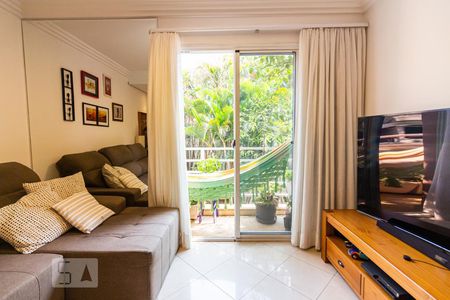 Sala de casa de condomínio à venda com 2 quartos, 105m² em Vila São Silvestre, São Paulo