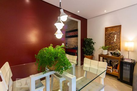 Sala de casa de condomínio à venda com 2 quartos, 105m² em Vila São Silvestre, São Paulo