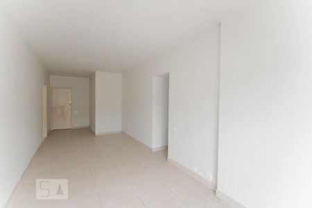 Apartamento à venda com 80m², 2 quartos e 1 vaga Apartamento à venda com 80m², 2 quartos e 1 vagaSala