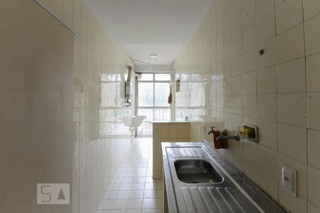 Apartamento à venda com 80m², 2 quartos e 1 vaga Apartamento à venda com 80m², 2 quartos e 1 vagaCozinha