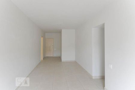 Apartamento à venda com 80m², 2 quartos e 1 vaga Apartamento à venda com 80m², 2 quartos e 1 vagaSala