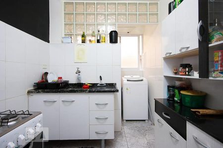 Apartamento à venda com 58m², 2 quartos e sem vagaCozinha