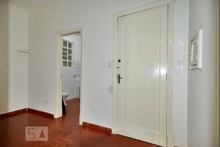 Cozinha de apartamento para alugar com 1 quarto, 35m² em Água Branca, São Paulo