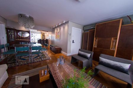 Sala de Apartamento com 3 quartos, 149m² Jardim Paulista