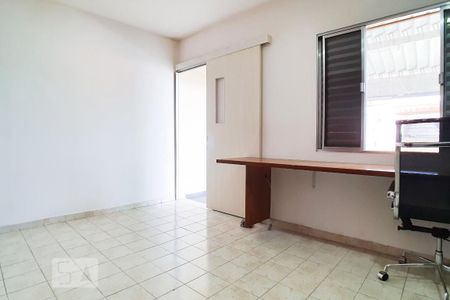Casa à venda com 200m², 3 quartos e 2 vagasQuarto 3