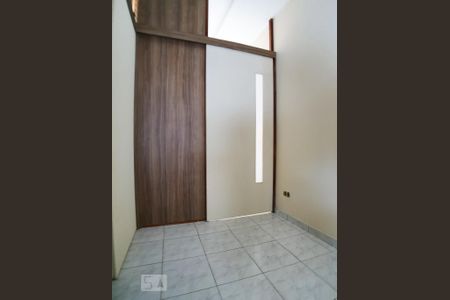 Casa à venda com 200m², 3 quartos e 2 vagasDispensa