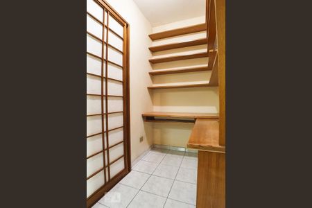 Casa à venda com 200m², 3 quartos e 2 vagasCloset Quarto 2