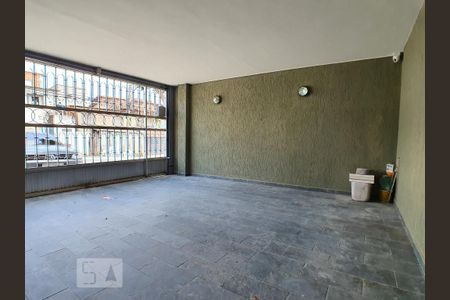 Casa à venda com 200m², 3 quartos e 2 vagasGaragem