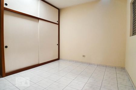 Casa à venda com 200m², 3 quartos e 2 vagasQuarto 2