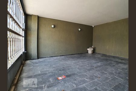 Casa à venda com 200m², 3 quartos e 2 vagasGaragem