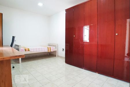 Casa à venda com 200m², 3 quartos e 2 vagasQuarto 3