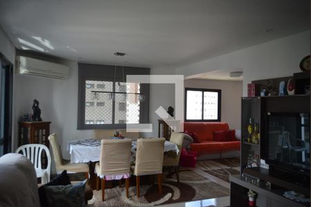 Sala de apartamento para alugar com 3 quartos, 160m² em Vila Bastos, Santo André
