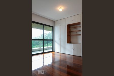 Apartamento à venda com 380m², 4 quartos e 4 vagasQuarto 3 - Suíte