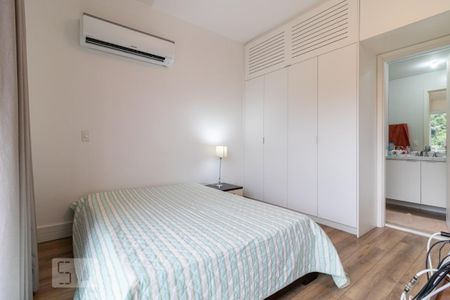 Quarto de kitnet/studio para alugar com 1 quarto, 49m² em Tamboré, São Paulo