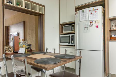 Apartamento à venda com 83m², 2 quartos e 1 vagaCozinha