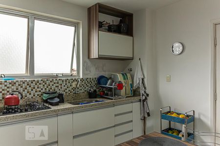Apartamento à venda com 83m², 2 quartos e 1 vagaCozinha