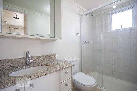 Banheiro Suite de apartamento para alugar com 2 quartos, 63m² em Barra Funda, São Paulo